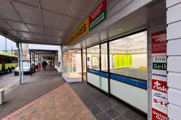 Best Retail Location In Newtown 