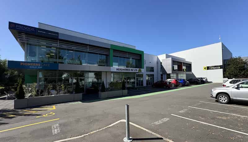 Unit B6, 92 Russley Road, Russley