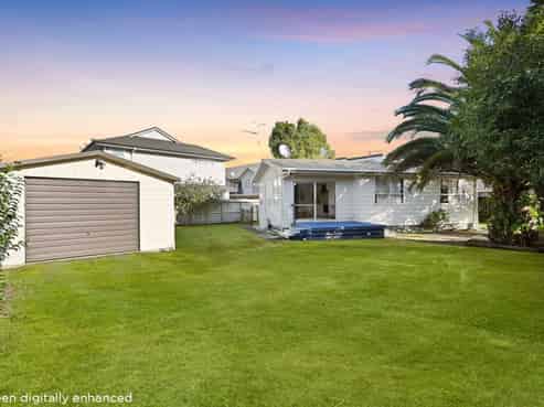 55B Fifth Avenue, Enderley