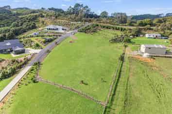 401 Peach Hill Road, Ramarama