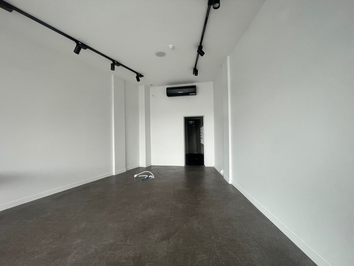 High Visibility Retail on Broadway - Ansicht 4