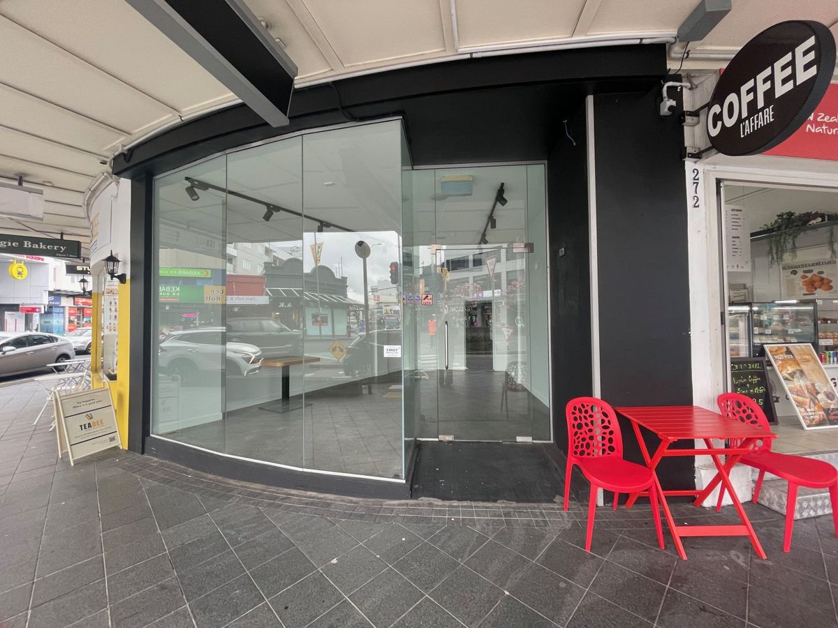 High Visibility Retail on Broadway - Ansicht 2