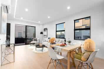 6/16 Binsted Road, New Lynn