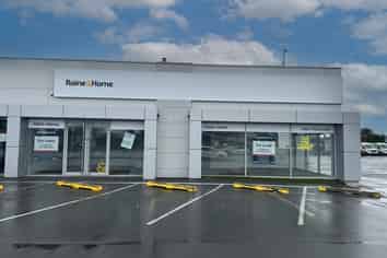 Prime Retail or Office on Williams Street