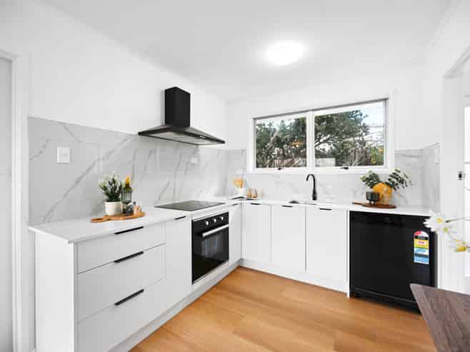 12B Hazelwood Avenue, Dinsdale
