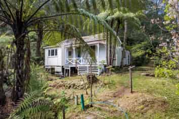 11 Waitawheta Road, Waikino