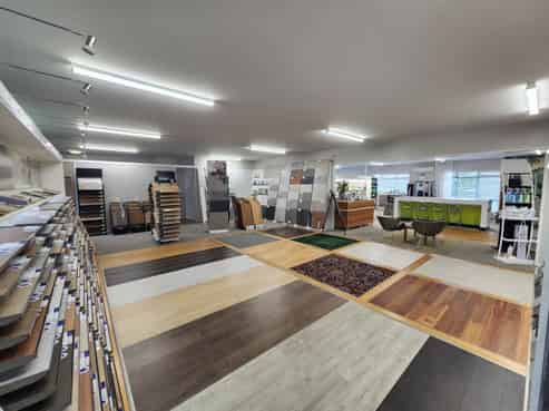 OFFICE OR DESTINATION RETAIL

