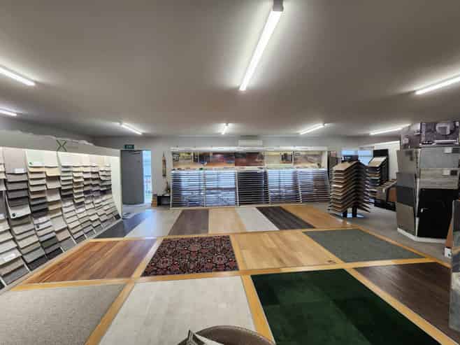 OFFICE OR DESTINATION RETAIL
