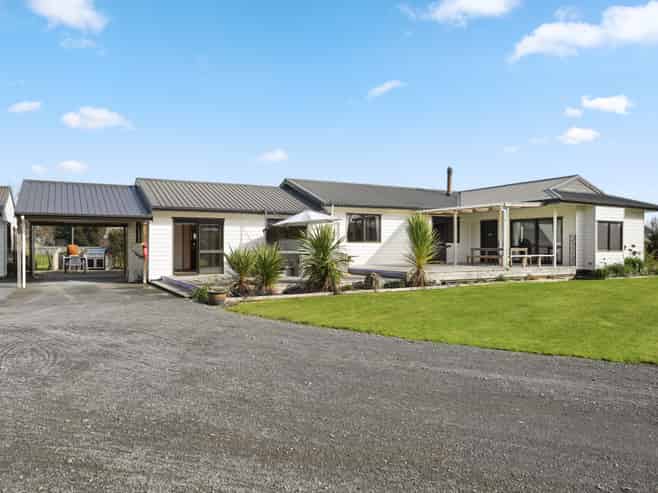 1983 Orini Road, Whitikahu