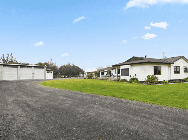 1983 Orini Road, Whitikahu