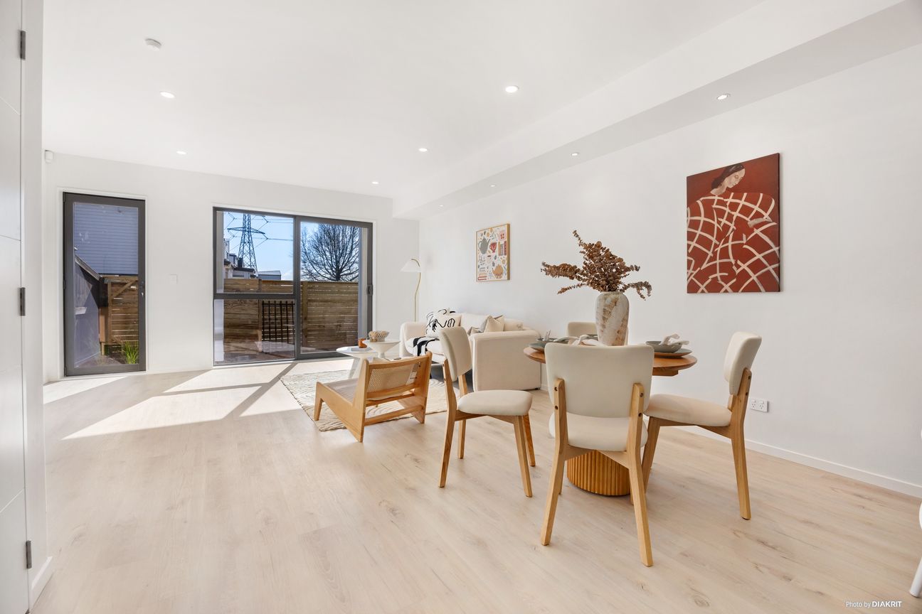 Elegant & Modern Terraced Home in Auranga, Karaka - Widok 4