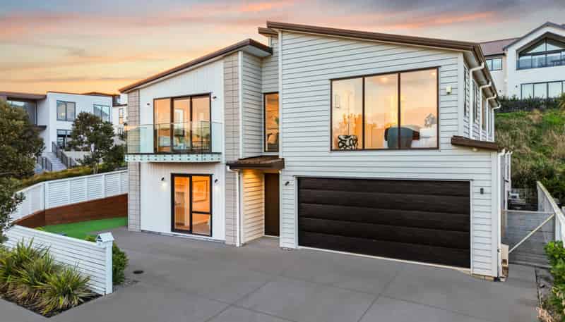 12 Tawatawa Street, Long Bay