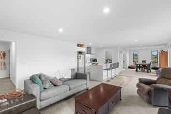 10 Cooney Avenue, Darfield