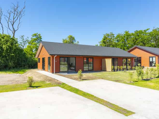 12 and 14 Winnie Close, Acacia Bay