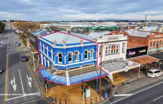 Location - CBD corner!