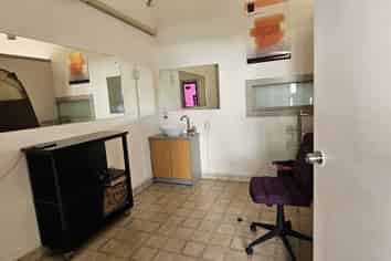 Versatile commercial space - heart of Onehunga!