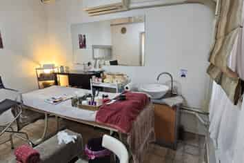 Versatile commercial space - heart of Onehunga!