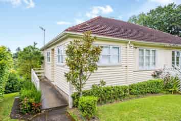74 Spencer Street, Remuera