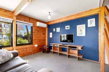 12/58 Cuba Street, Petone