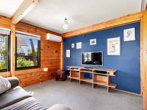 12/58 Cuba Street, Petone