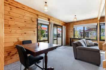 12/58 Cuba Street, Petone