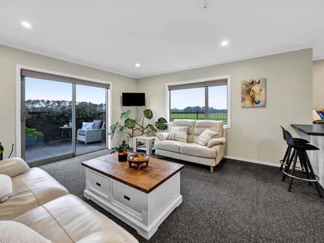 7 Mercade Close, Stratford