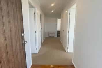 25A Heathcote Road, Castor Bay