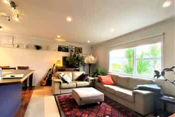 25A Heathcote Road, Castor Bay