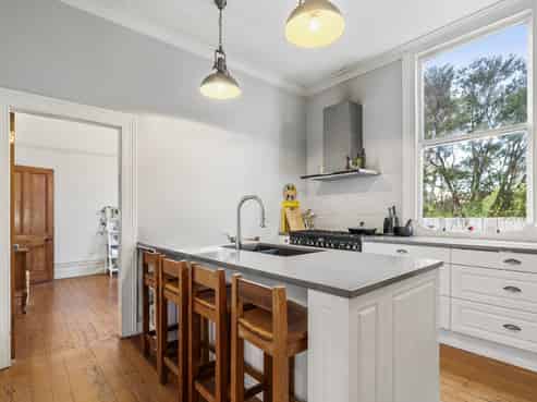 1274 East Coast Road, Redvale