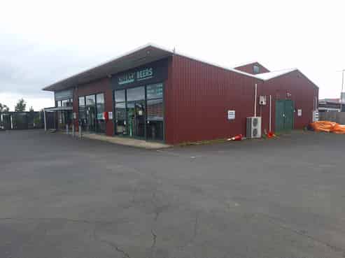 For Lease - storage + offices Helensville