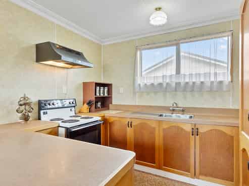 16A Eskvale Street, Saint Kilda