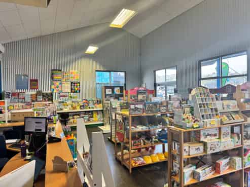 Ahuriri showroom and warehouse