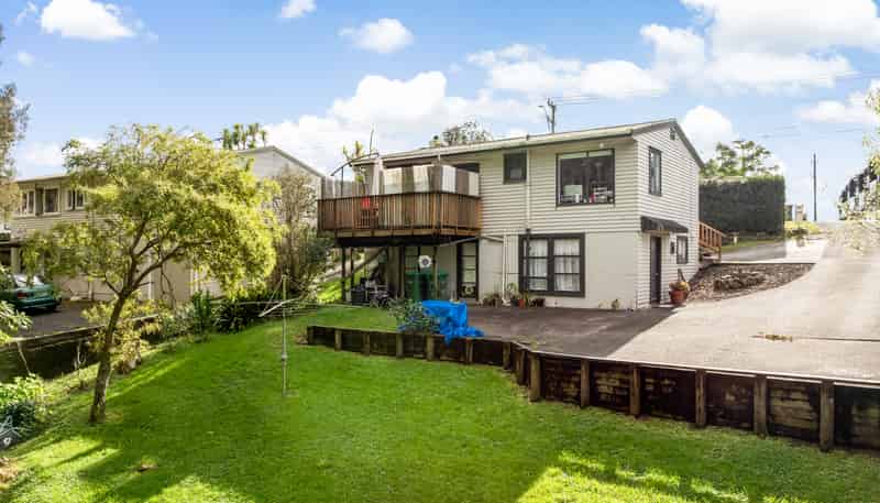 49 Pupuke Road, Birkenhead