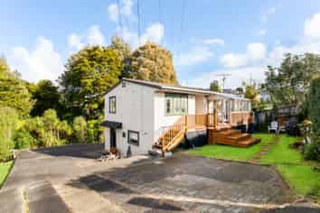 49 Pupuke Road, Birkenhead