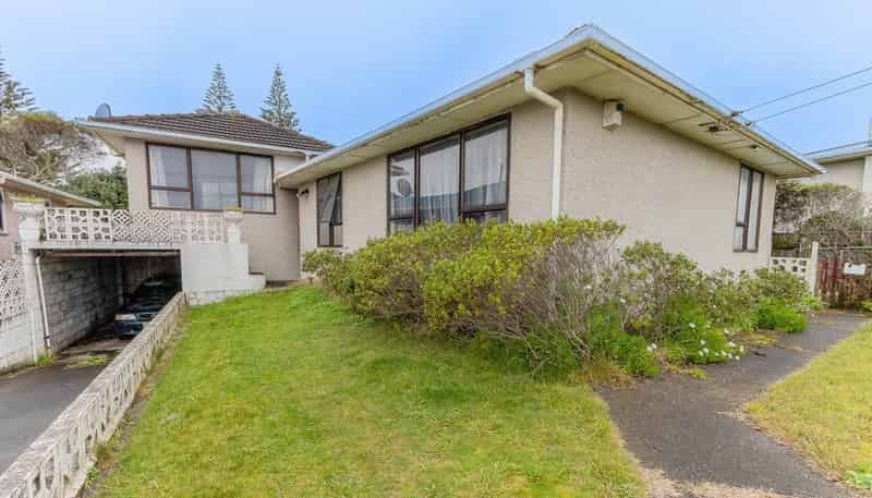 76 Matai Street, Castlecliff