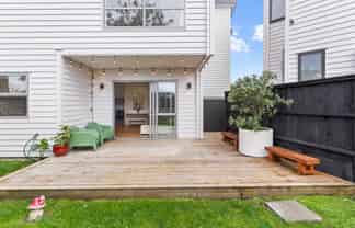 30a Birman Close, Half Moon Bay