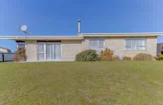 25 Barton street, Marton