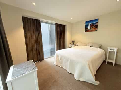 B27/10 Ebor Street, Te Aro