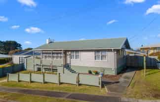 4 Glenn Street, Castlecliff