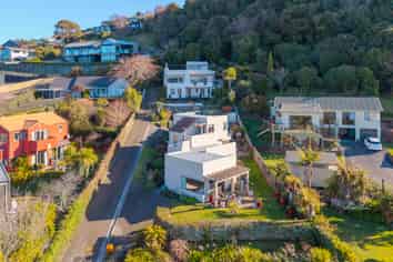 718 Acacia Bay Road, Acacia Bay