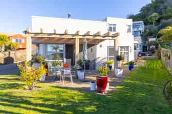 718 Acacia Bay Road, Acacia Bay