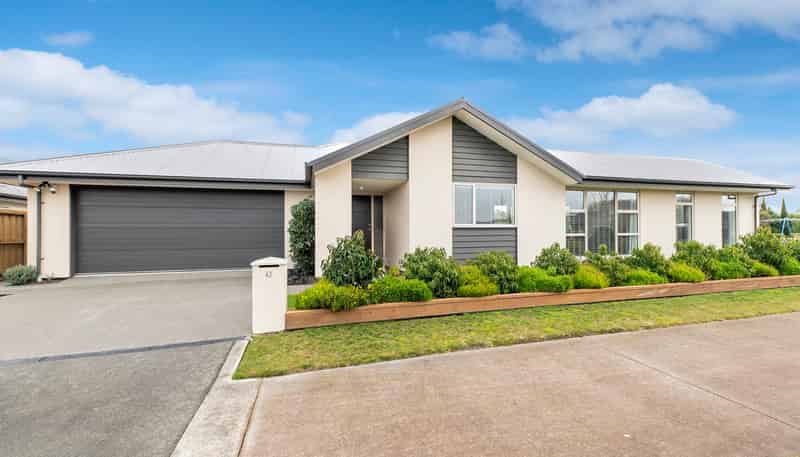 43 Sherborne Drive, ROLLESTON