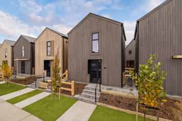 73/6 Hall Street, Frankton