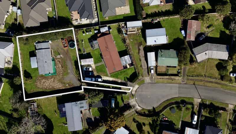 14 Cherry Grove, TUAKAU