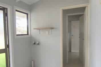 32 Wades Road, Whitford