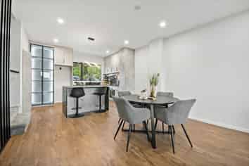 6/65 Stottholm Road, Titirangi
