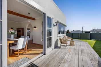11 McNaughton Street, Waitara
