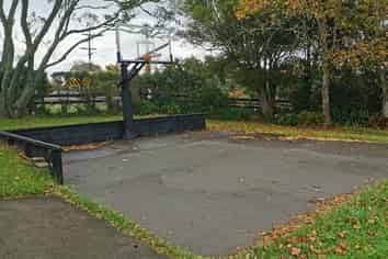 80 Broomfields Road, Whitford