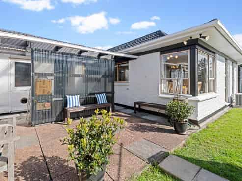 2/1 Glengowan Place, Conifer Grove