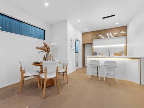 73A & 73E Archmillen Avenue, Pakuranga Heights